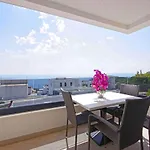 Sunset Apartment *