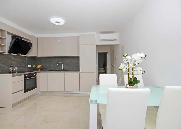 Sunset Апартаменти Макарська